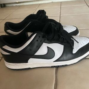 Mens Panda Dunk Lows. Like new!